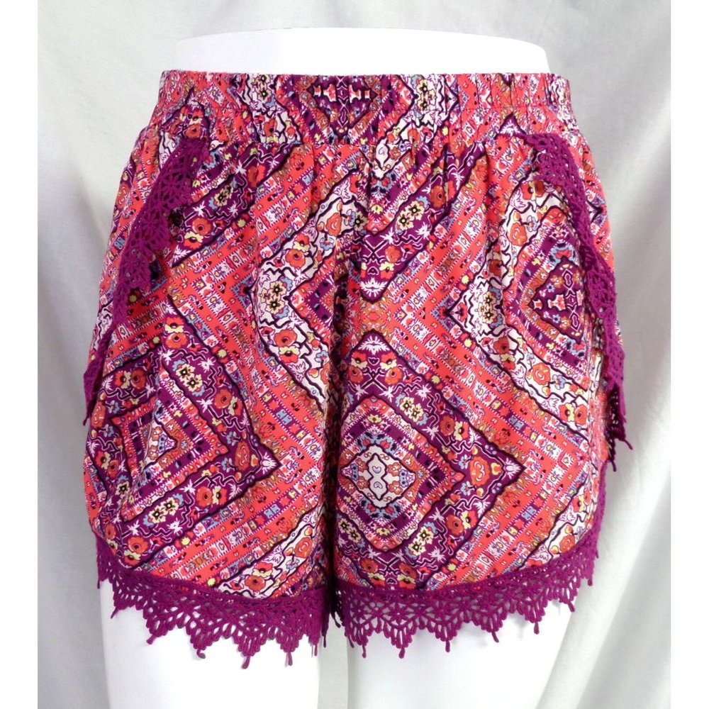 LOVE FIRE BY NORDSTROM   MULTICOLOR FLORAL LIGHTWEIGHT DRAPEY SHORTS SIZE: L NWT